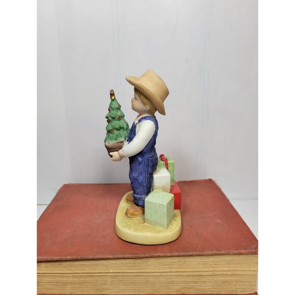 Vintage Denim Days, Christmas Surprise 1523 Danny Homco Figurine - Picture 4 of 6